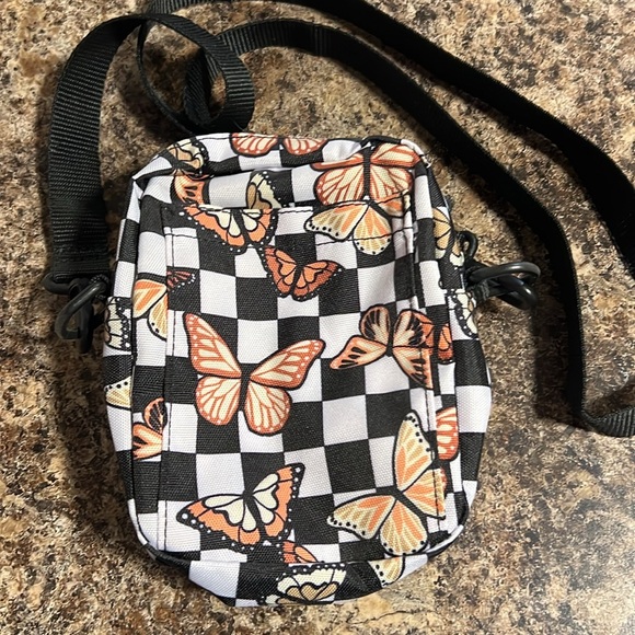 Brand new without tags Vans Go Getter Crossbody Bag- Butterfly Check - Picture 2 of 3